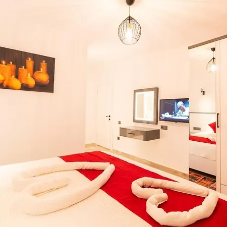 Apartment Near Kaputas, Luxury Apartment With Pool Kaş