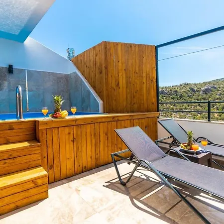 Apartment Near Kaputas, Luxury Apartment With Pool Kaş
