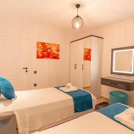 Apartment Near Kaputas, Luxury Apartment With Pool Kaş